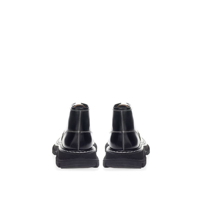 Alexander McQueen Elegant Black Leather Boots