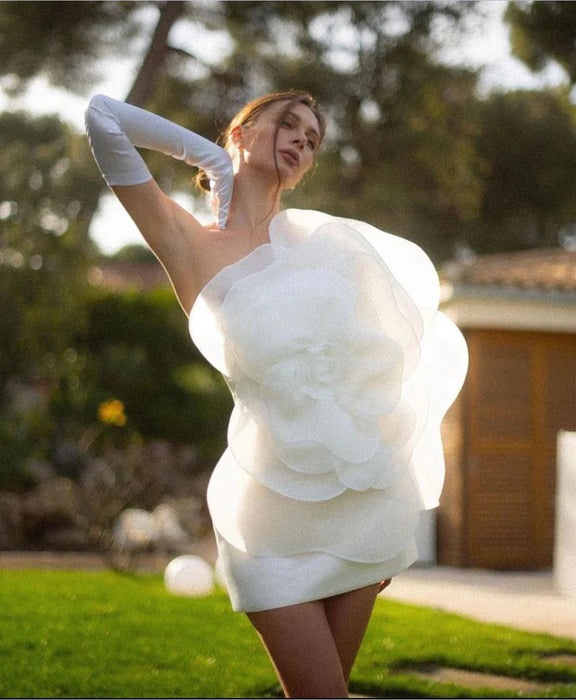 New Style White Oblique Shoulder Decorative Flower Dress Women's Wedding Party One Shoulder dress
