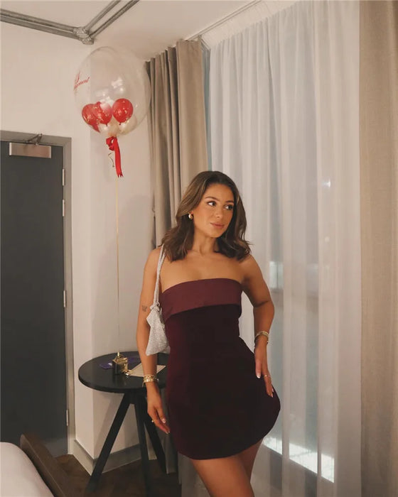 Strapless Backless Sexy Mini Dress Women Fashion With Zipper Off-shoulder Sleeveless A-line Bodycon Club Party Dress