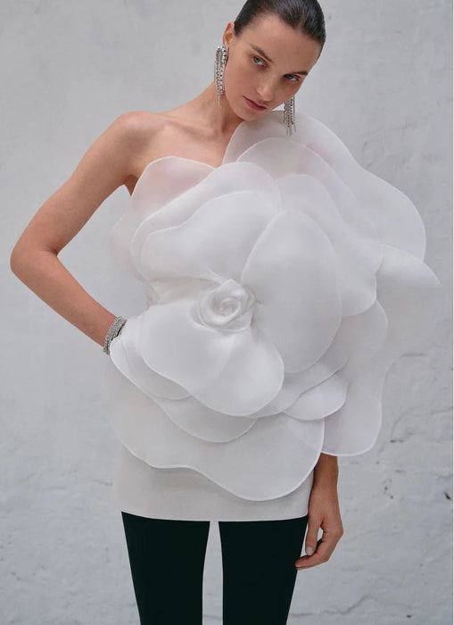 New Style White Oblique Shoulder Decorative Flower Dress Women's Wedding Party One Shoulder dress