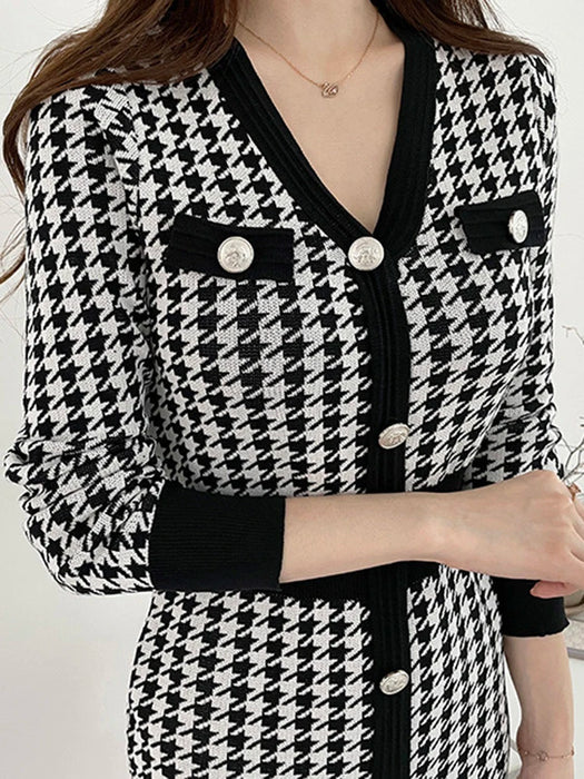 Vintage Knitting V-Neck Bodycon Midi Dress Fashion Elegant Office Lady Buttons Long Dresses for Women
