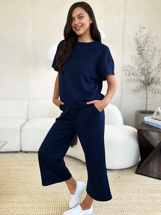 Fashion Women's Two Piece Sets Texture Short Sleeve Top and Pants Set