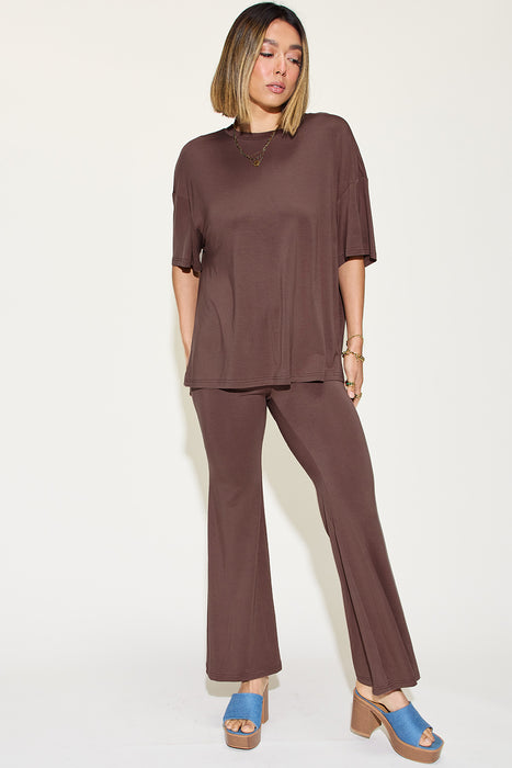 Fashion Women's Two Piece Sets Bamboo Drop Shoulder T-Shirt and Flare Pants Set