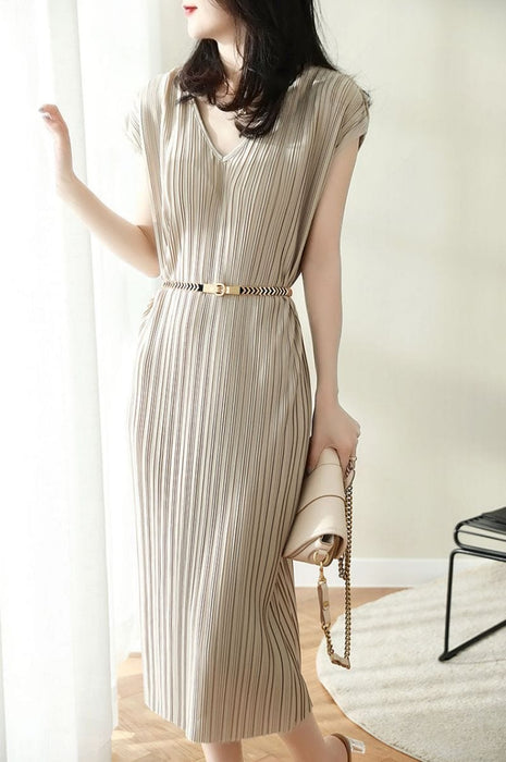 Dresses Mid length V neck pleated dress new style fashion temperament sleeveless lace up casual dress AwsomU