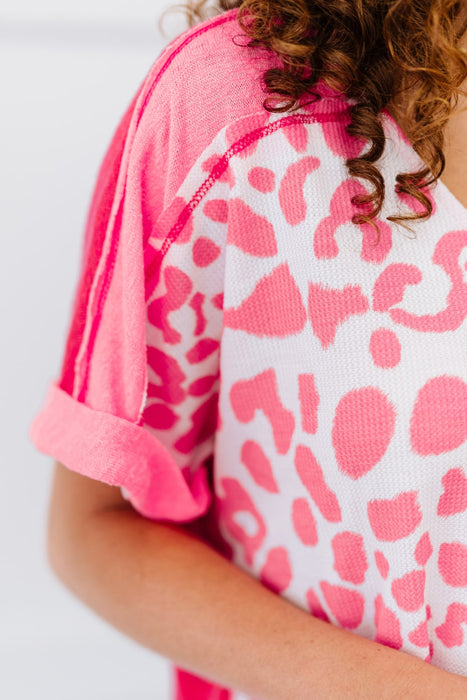 Women's T-Shirt BiBi Love Someone Leopard Print Tee AwsomU